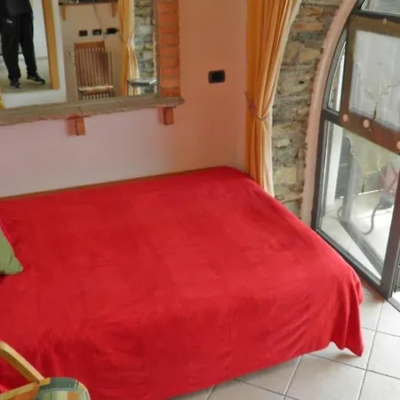 Apartamento Studio Fur 2 Personen Ca 25 M In Ed Uniti, Comer Westufer Comer